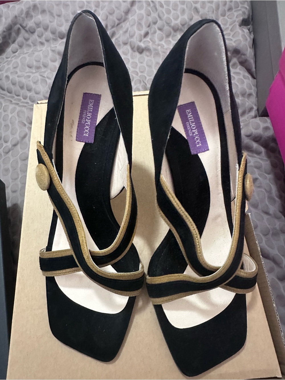 Emilio Pucci Black and Gold Suede Strap Heels Sz 9 39